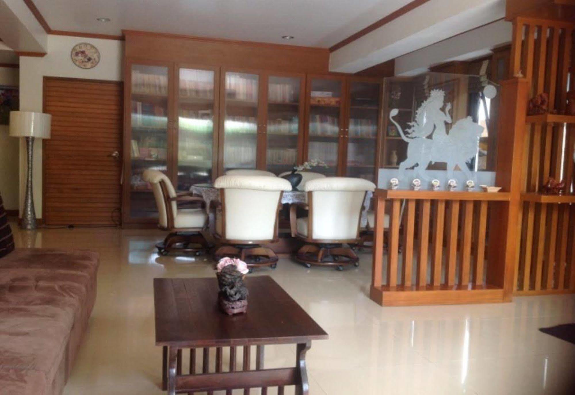 Ruankeaw Homestay Nai Harn Ngoại thất bức ảnh
